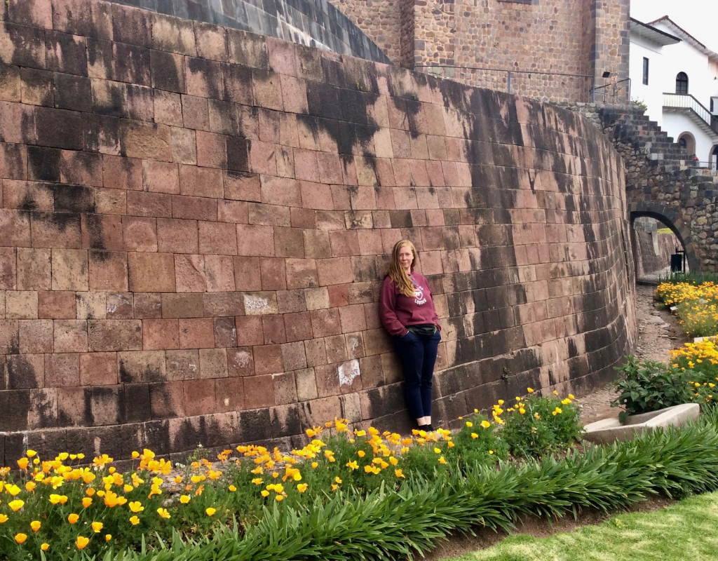 traveling peru on a budget; traveling in the Sagrada valley; how to travel peru for 1 month