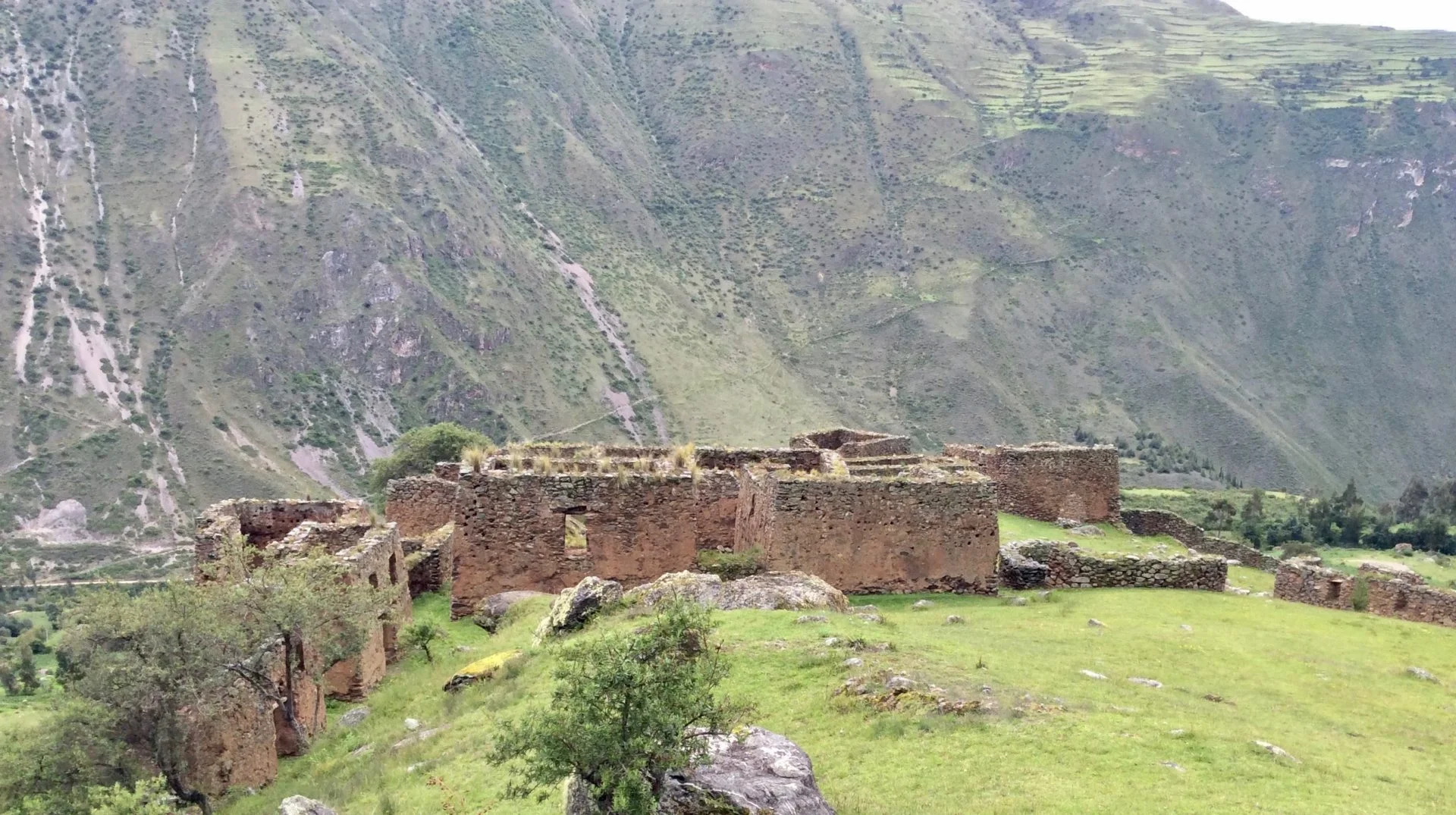 the ruins of pumamarka, close to ollantaytambo in the sacred valley