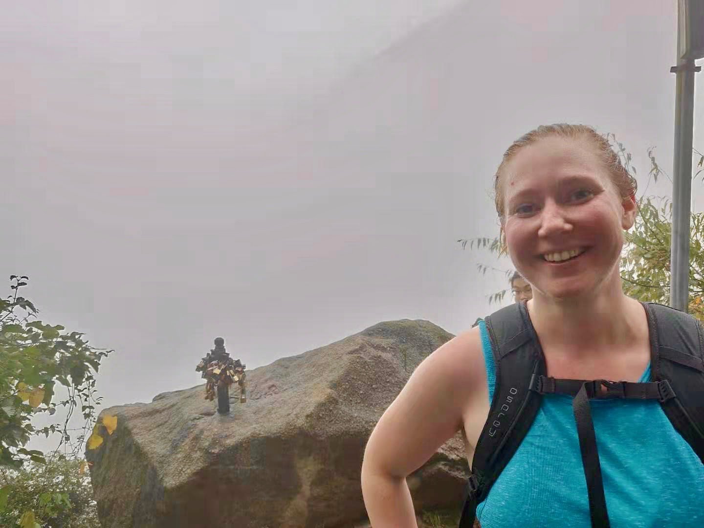 Traveling to Huashan mountain; visibility was poor due to the rain, but still entirely worth it