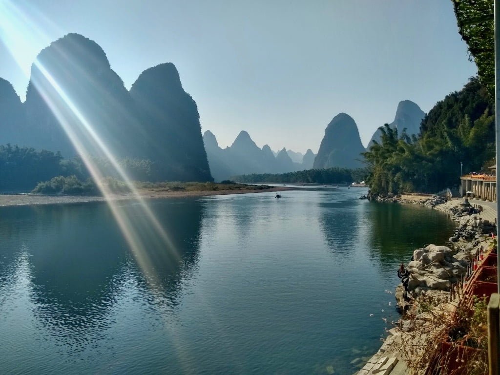 Pictures of karst mountains in Guilin, the same spot where the photo on the 20 yuan note is taken.