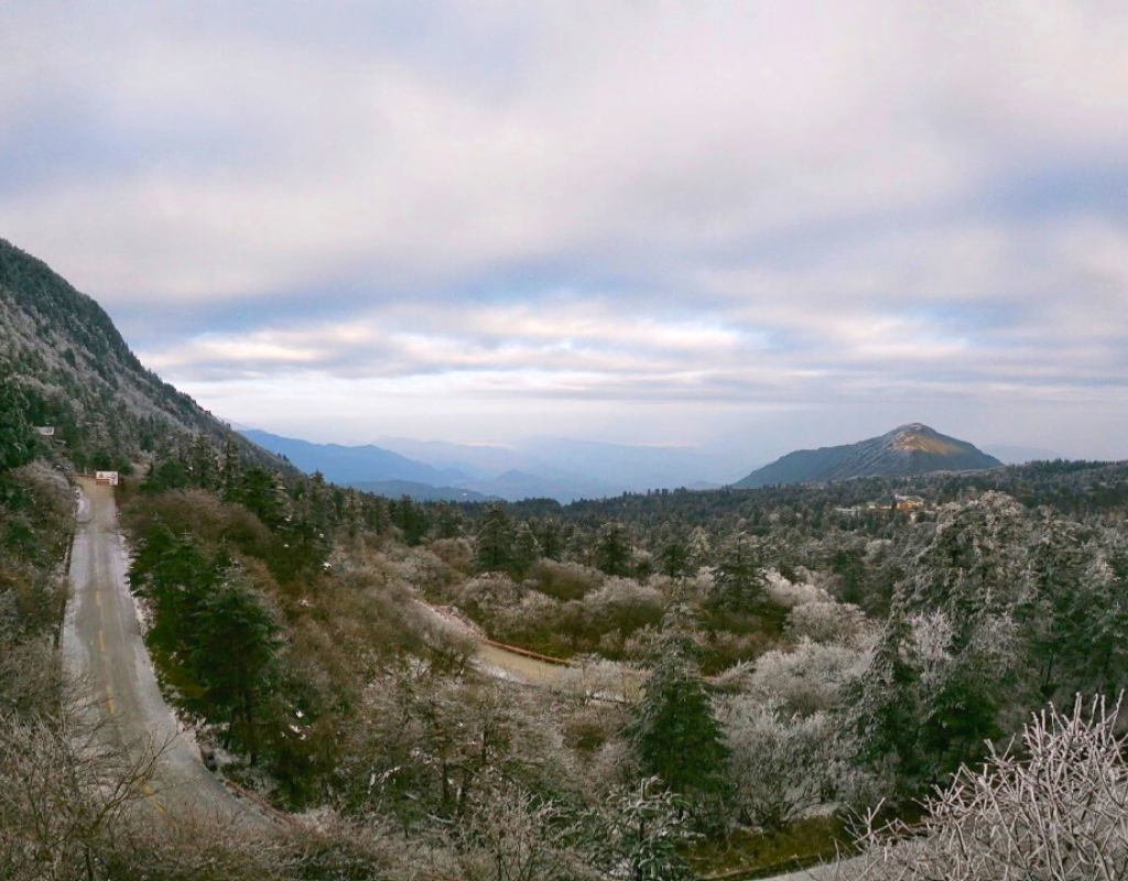 The Emei Shan hike; a picture taken in Leidongpin, 7 kilometers from the top of the mountain