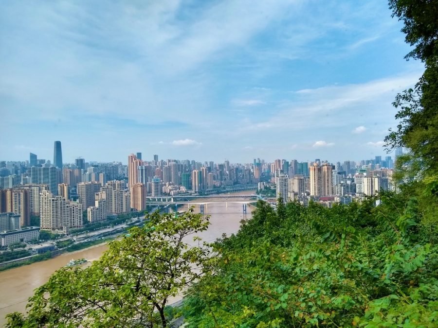 The best things to do in Chongqing; an itinerary that can easily be lengthened or shortened and includes all the best sights, plus additional day and weekend trips from Chongqing city.